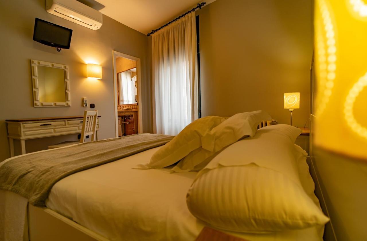 Hotel Alfonso IX (Adults Only) Caceres Ngoại thất bức ảnh